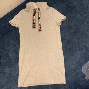 Tommy Hilfiger sweatshirt dress with hood